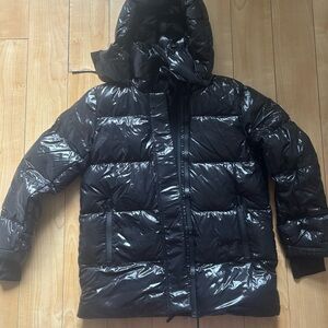 RUDSAK WOMEN‘S GLOSSY ESSENTIAL DOWN PUFFER (NWT)